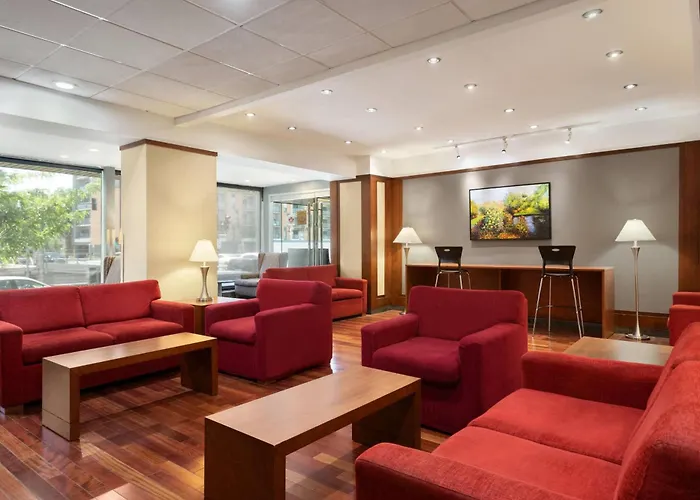 Ramada Plaza By Wyndham Montreal Hotel